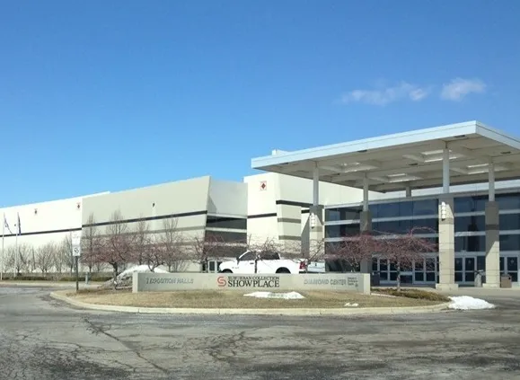 SUBURBAN COLLECTION SHOWPLACE