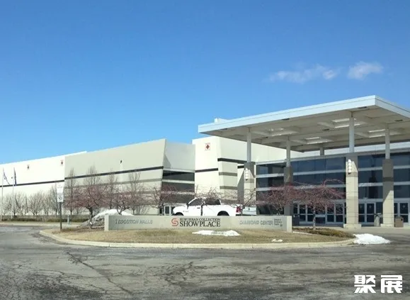 SUBURBAN COLLECTION SHOWPLACE