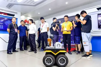 2019东亚海洋博览会在青岛开幕 60余个国家和地区近3万种产品集中展出