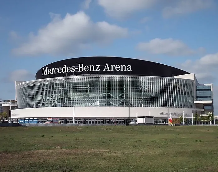 Mercedes Benz Arena