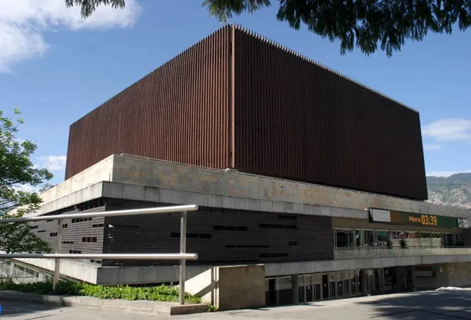 Plaza Mayor Convention Center