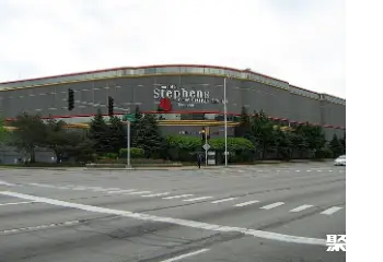 Donald E. Stephens Convention Center