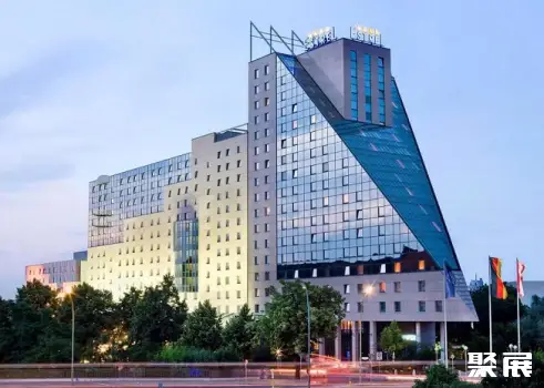 ESTREL HOTEL BERLIN