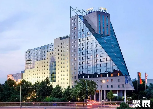 ESTREL HOTEL BERLIN