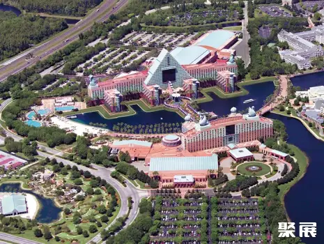 Walt Disney World Swan