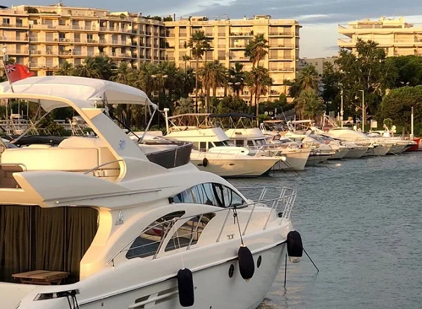 法国戛纳港图片4