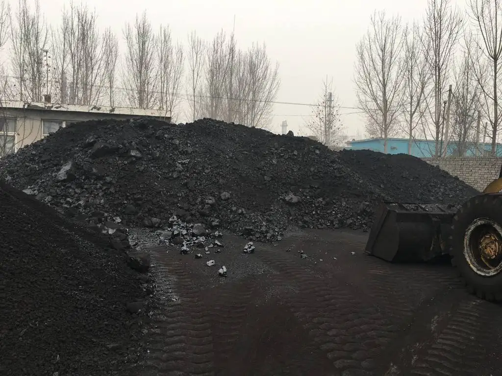 沥青领涨 PTA跌停 化工品期货“冰火两重天”