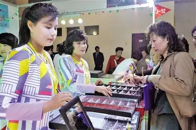 朝鲜举办最大国际商品展览会，中国白酒参展一天半即全售罄