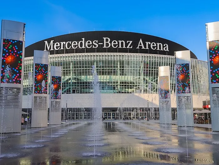 Mercedes Benz Arena