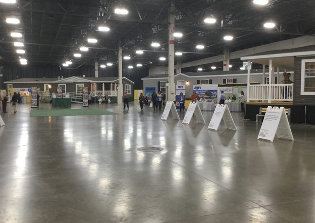 SUBURBAN COLLECTION SHOWPLACE