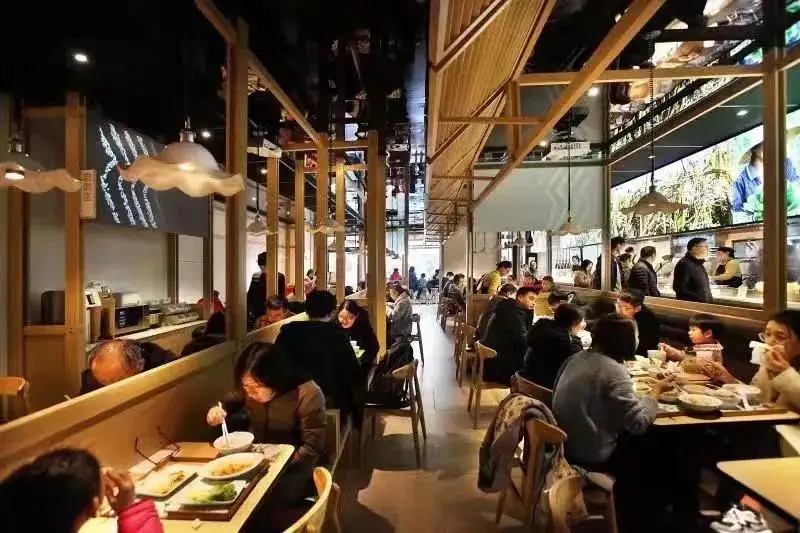 疫情期间八成餐饮企业损失100%，快餐迎来新机遇？