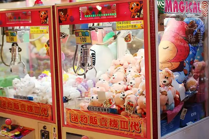 游艺市场的“怪诞”：头部企业仅占市场份额三十分之一的产业