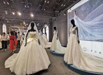 上海国际婚纱摄影器材展览会亮相国家会展中心
