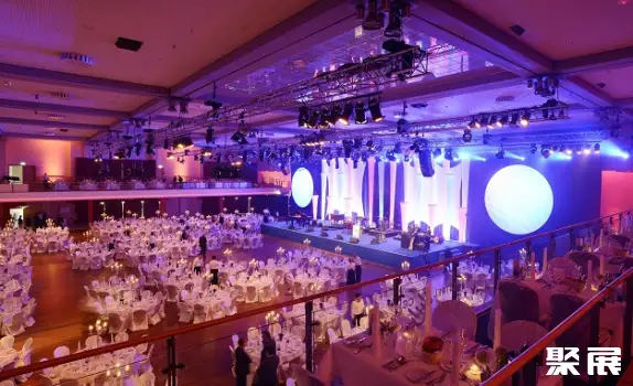 ESTREL HOTEL BERLIN