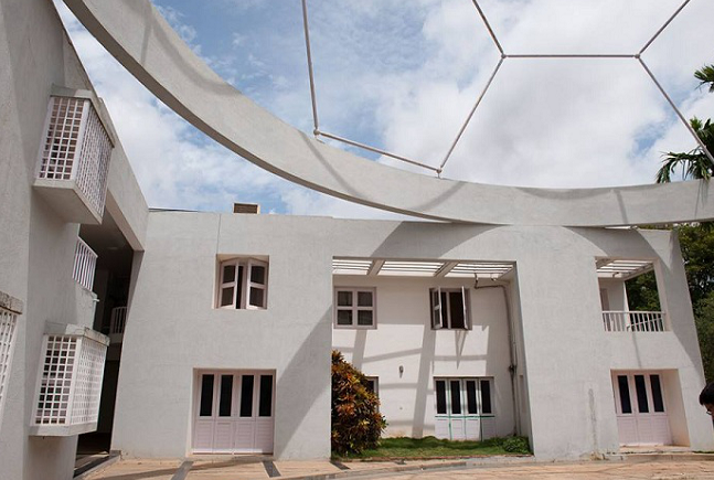 Nehru Centre