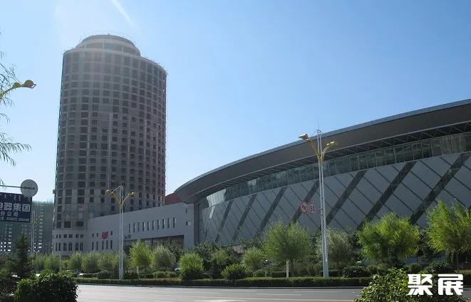 內(nèi)蒙古赤峰國(guó)際會(huì)展中心實(shí)景圖