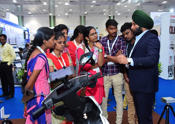 印度汽车测试展现场图片3