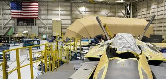 美国空军利用3D打印机制造F-22战机钛支架