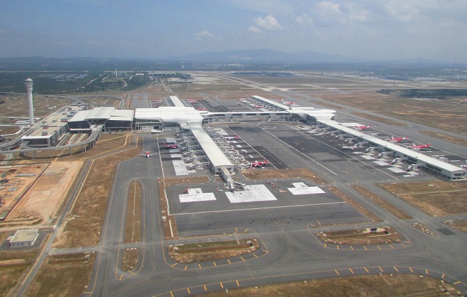 AVALON AIRPORT